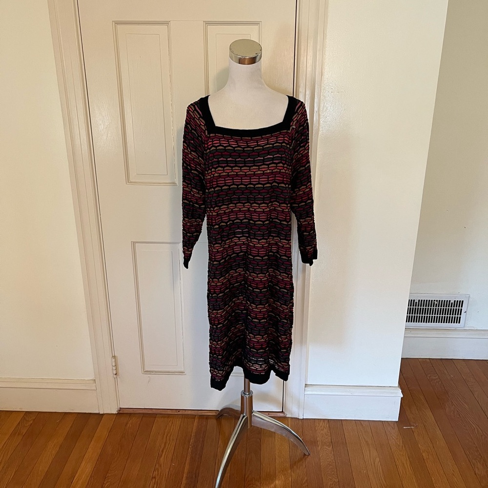 NWT Lane Bryant Metallic Accent Dress Size 14/16 Read